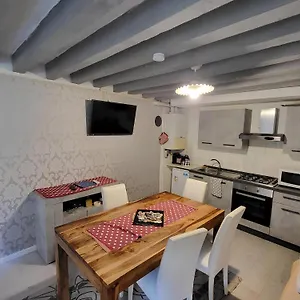 Otto House , Venice Italy