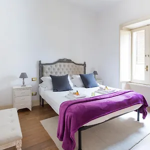 Magenta Luxury Coronari Roma